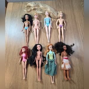 Set of 8 Disney Princess Dolls